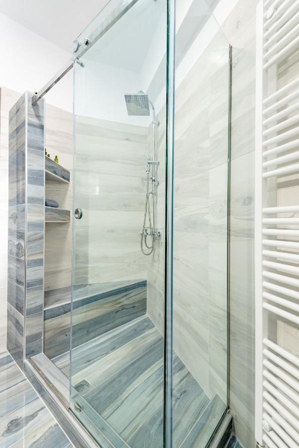 Athina Luxury Apartments 아이오스 니콜라오스 외부 사진